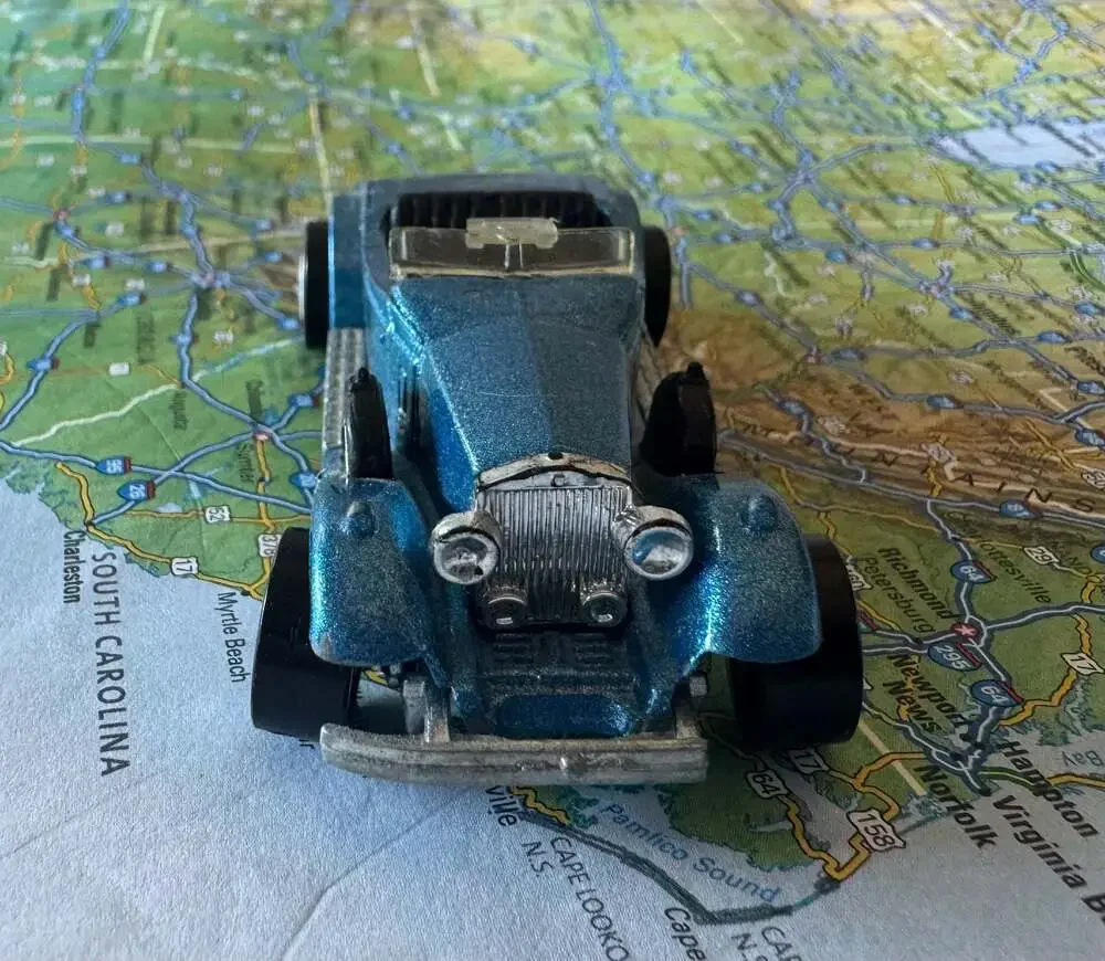 VINTAGE ‘82 Hot Wheels Rolls Royce Phantom II Metallic Blue with Whitewall Tires